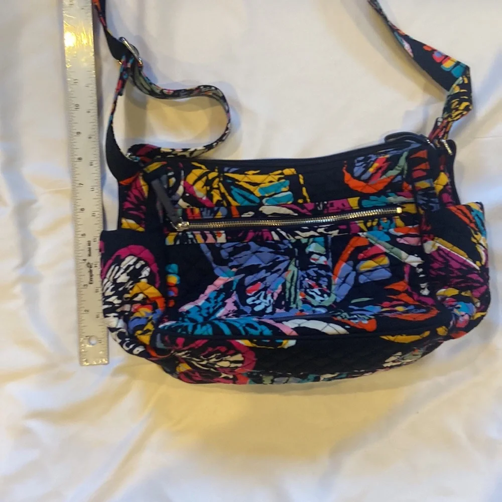 Vera Bradley Butterfly Quilted X body Super Nice condition Bonus matching bag - Picture 12 of 15